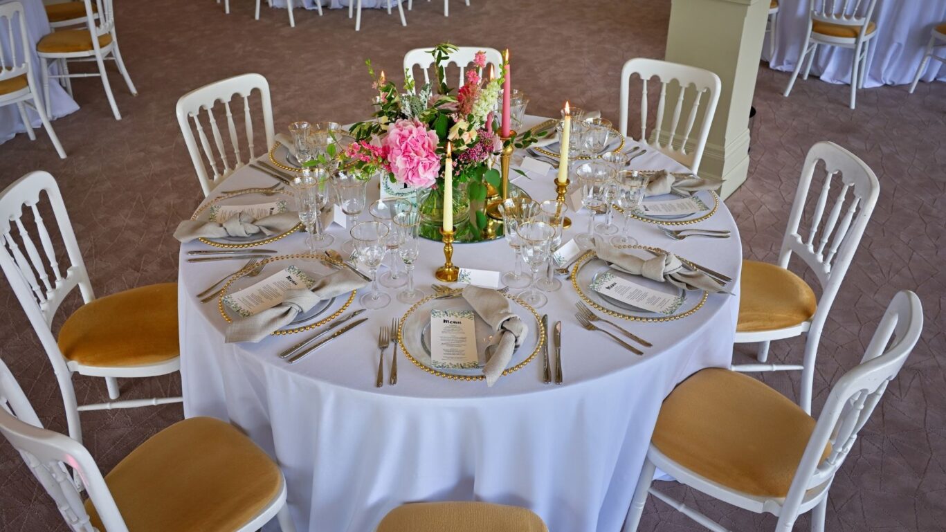 Cambridge Country Club Wedding Venue (3)